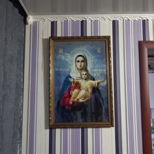 Работа «Богородица с младенцем»
