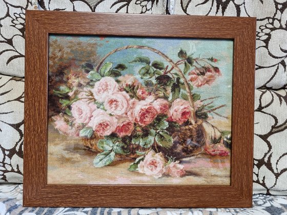 Работа «Корзина с розами»