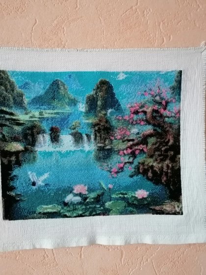 Работа «Сакура у озера.»