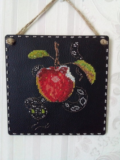 Работа «Панно Искушение»