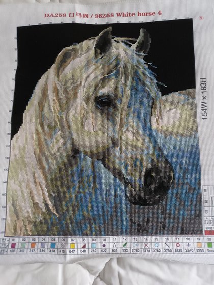 Работа «cheval blanc»