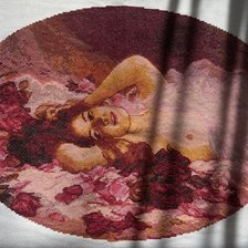 Работа «В лепестках роз»