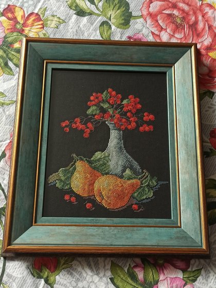 Работа «Ягоды и груши: 18 каунт, п/кр. 2 нити, 20*25 см»