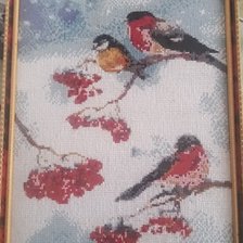 Работа «Снегири на заснеженной рябине»