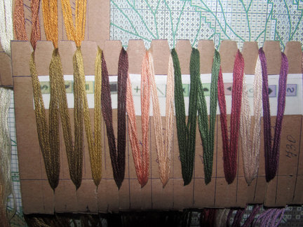 Фея Хризантем из журнала «Вышиваю крестиком» №22575