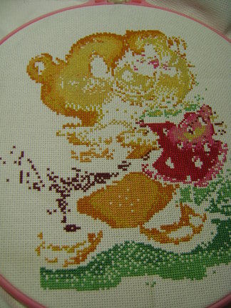 Процесс вышивки «Ёжик с клубничкой» №48340