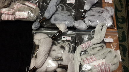 Белый тигр на черной канве №90190