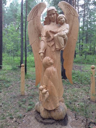 Деревянные скульптуры под открытым небом №102650
