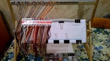 Девушка у окна №125607