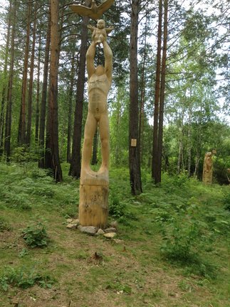 Деревянные скульптуры под открытым небом №127545