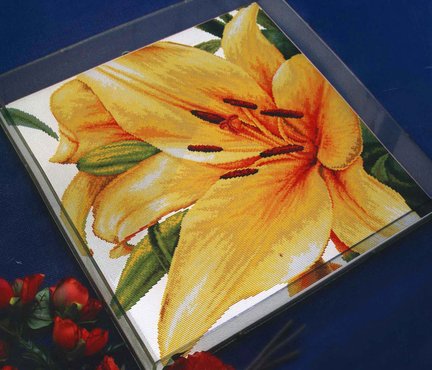 Пара павлинов на черной канве №138479