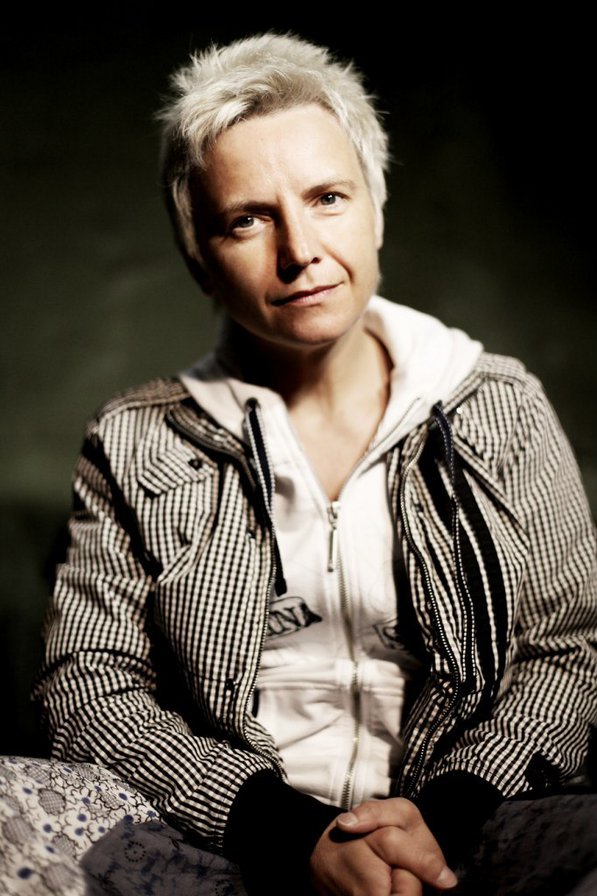 Светлана Сурганова 2 - музыка, культура, рок, сурганова и оркестр - оригинал