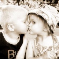 Схема вышивки «Первый поцелуй»