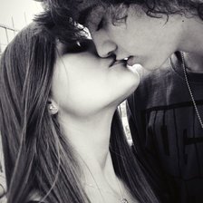 Схема вышивки «Поцелуй»