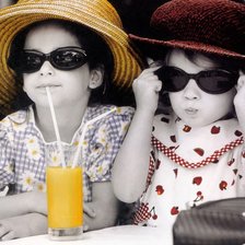 две подружки ретро