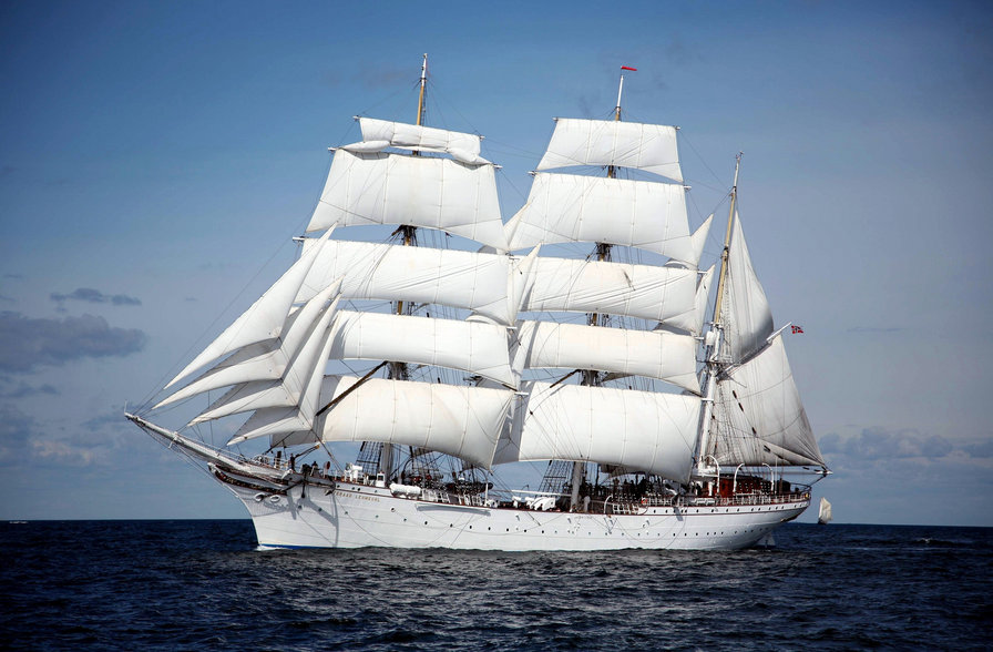 Парусник - закат, корабль, парусник - оригинал