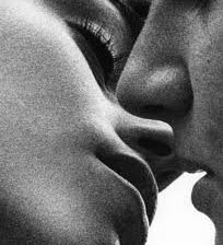 Схема вышивки «поцелуй»