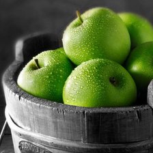 Схема вышивки «яблоки»