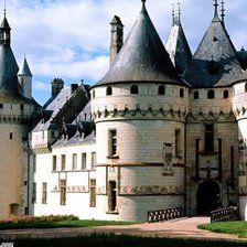 Схема вышивки «замок»