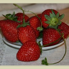 Схема вышивки «Клубничка»