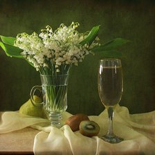 Схема вышивки «Натюрморт с ландышами»