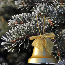 Схема вышивки «Рождественский колокольчик»