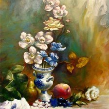 цветы на столе