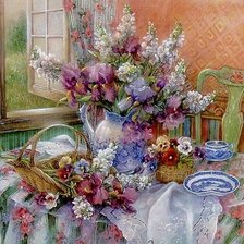 цветы на столе