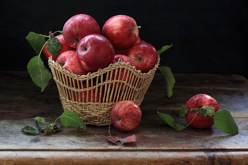 яблоки в корзине - корзина, яблоки - оригинал