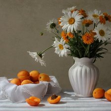 Схема вышивки «цветы в вазе»