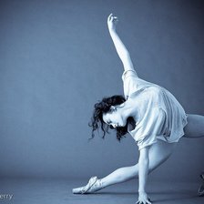 Схема вышивки «танец»