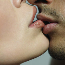 Схема вышивки «kiss»