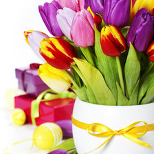 Схема вышивки «тюльпаны»