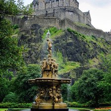 Схема вышивки «замки мира»