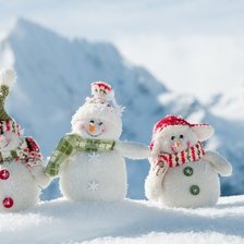 Схема вышивки «СНЕГОВИКИ»