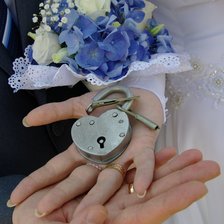 Схема вышивки «Замочек»