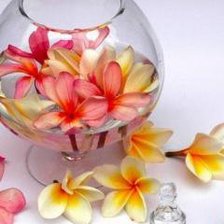 Схема вышивки «цветы в бокале»