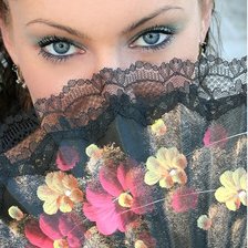 Схема вышивки «Девушка с веером»