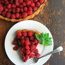 Схема вышивки «Малиновый пирог»