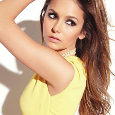 нина добрев