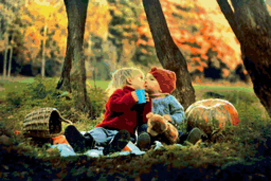 Первый поцелуй - малыши, природа, лес, дети, поцелуй, пейзаж, пикник - предпросмотр