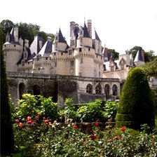 Схема вышивки «замки мира»