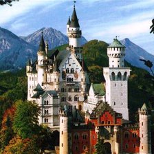 Замок Нойшванштайн