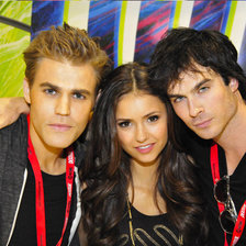 Схема вышивки «дневники вампира»