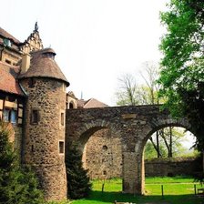 Схема вышивки «замки мира»