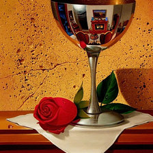 Схема вышивки «Бокал и роза»