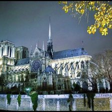 Схема вышивки «Ночной Нотр Дам де Пари»