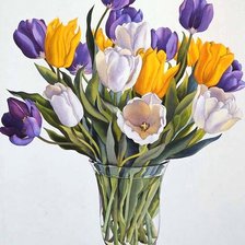 тюльпаны в вазе