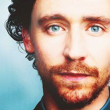 Схема вышивки «Том Хиддлстон»