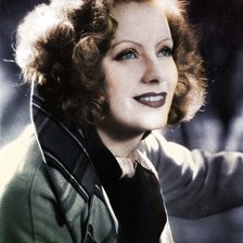 Схема вышивки «Грета Гарбо Улыбка с экрана»